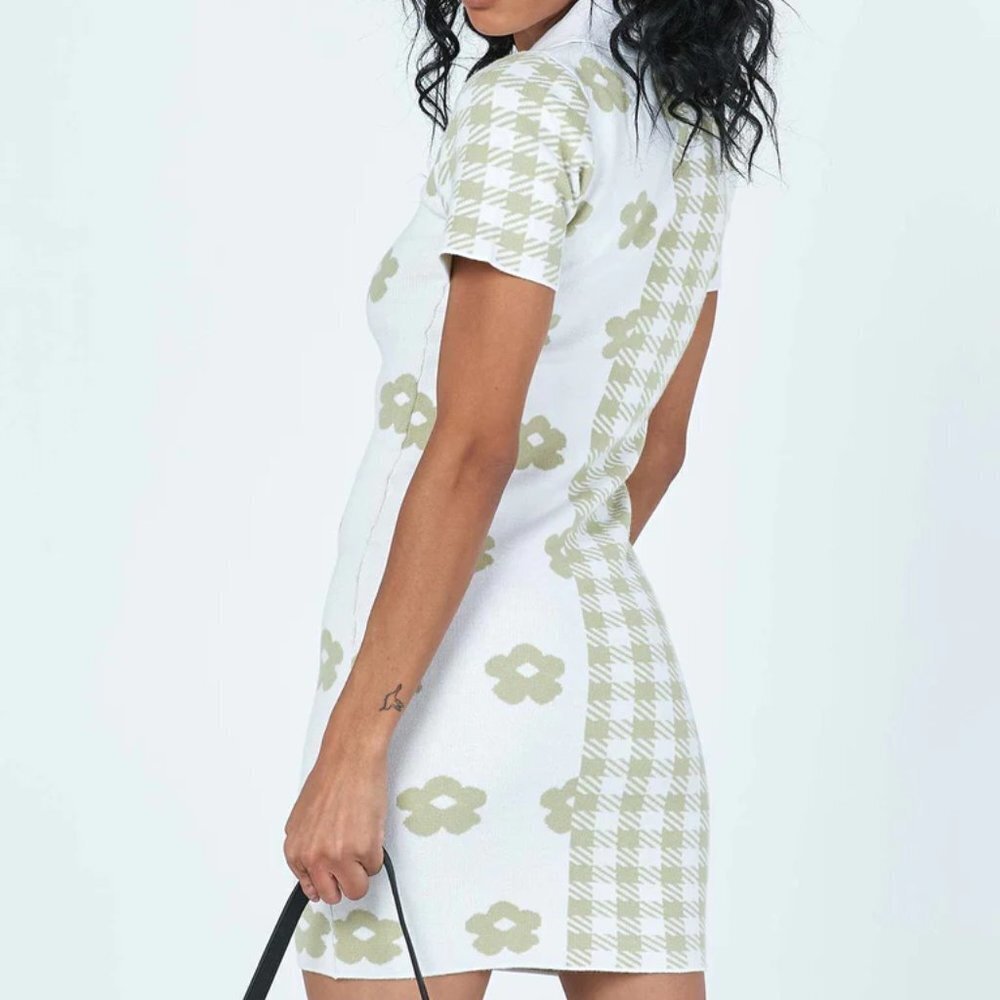 ✔️#11 NEW WITH TAGS PRINCESS POLLY LAINEY MINI DRESS IN SAGE & WHITE